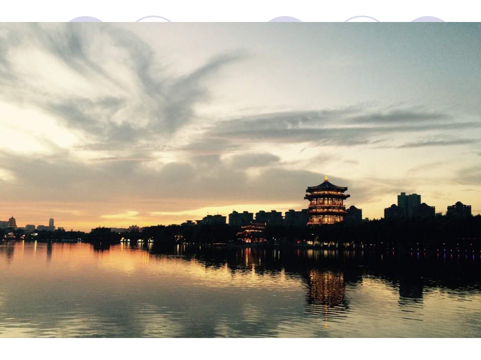 2019-2020学年湘教版高中地理必修2课件：2.3 城市化过程对地理环境的影响 课件2(共27张PPT)第1页