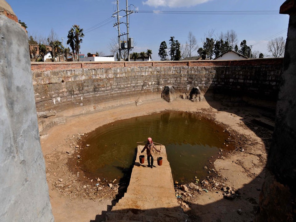 2019-2020学年人教版高中地理选修5课件：2.4《中国的气象灾害》课件(共112张PPT)第1页